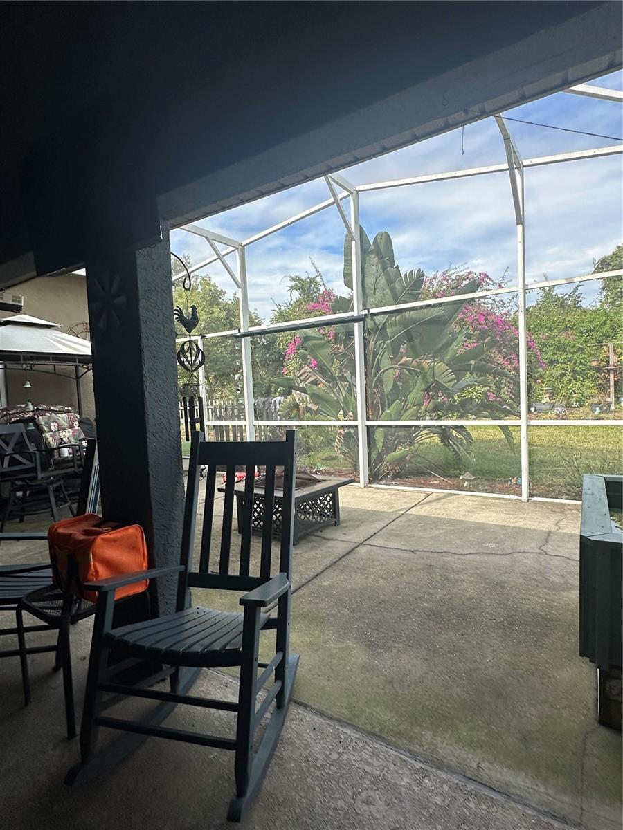 PINE TRACE UNIT 01 - Residential