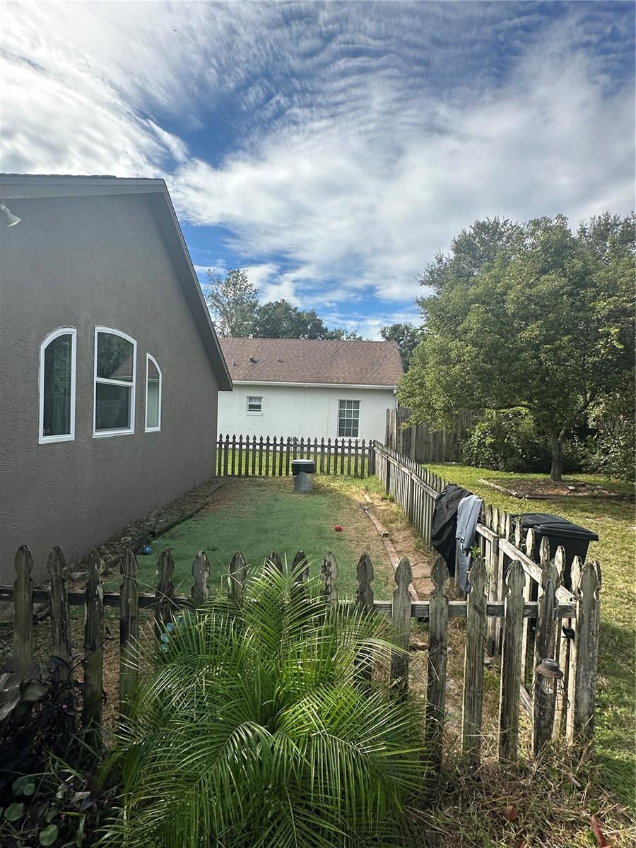 PINE TRACE UNIT 01 - Residential