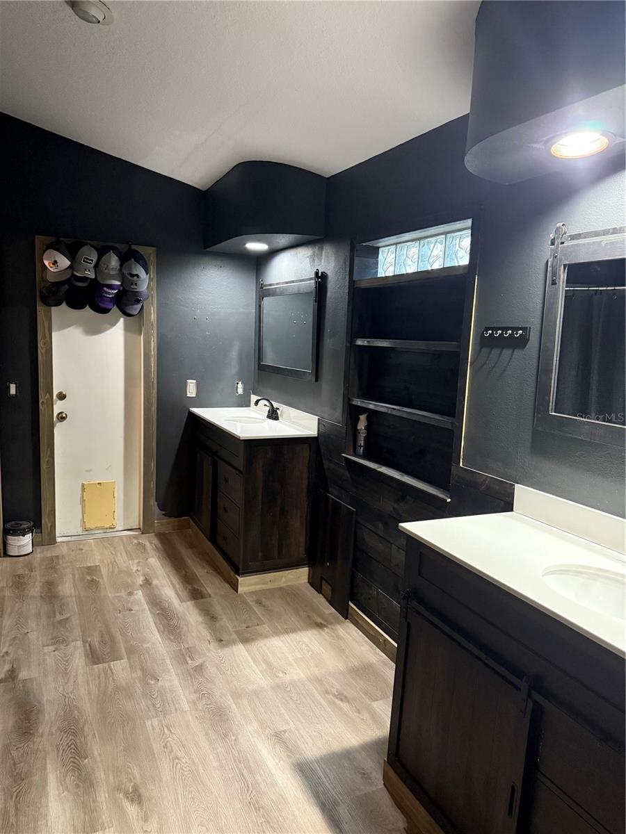 PINE TRACE UNIT 01 - Residential