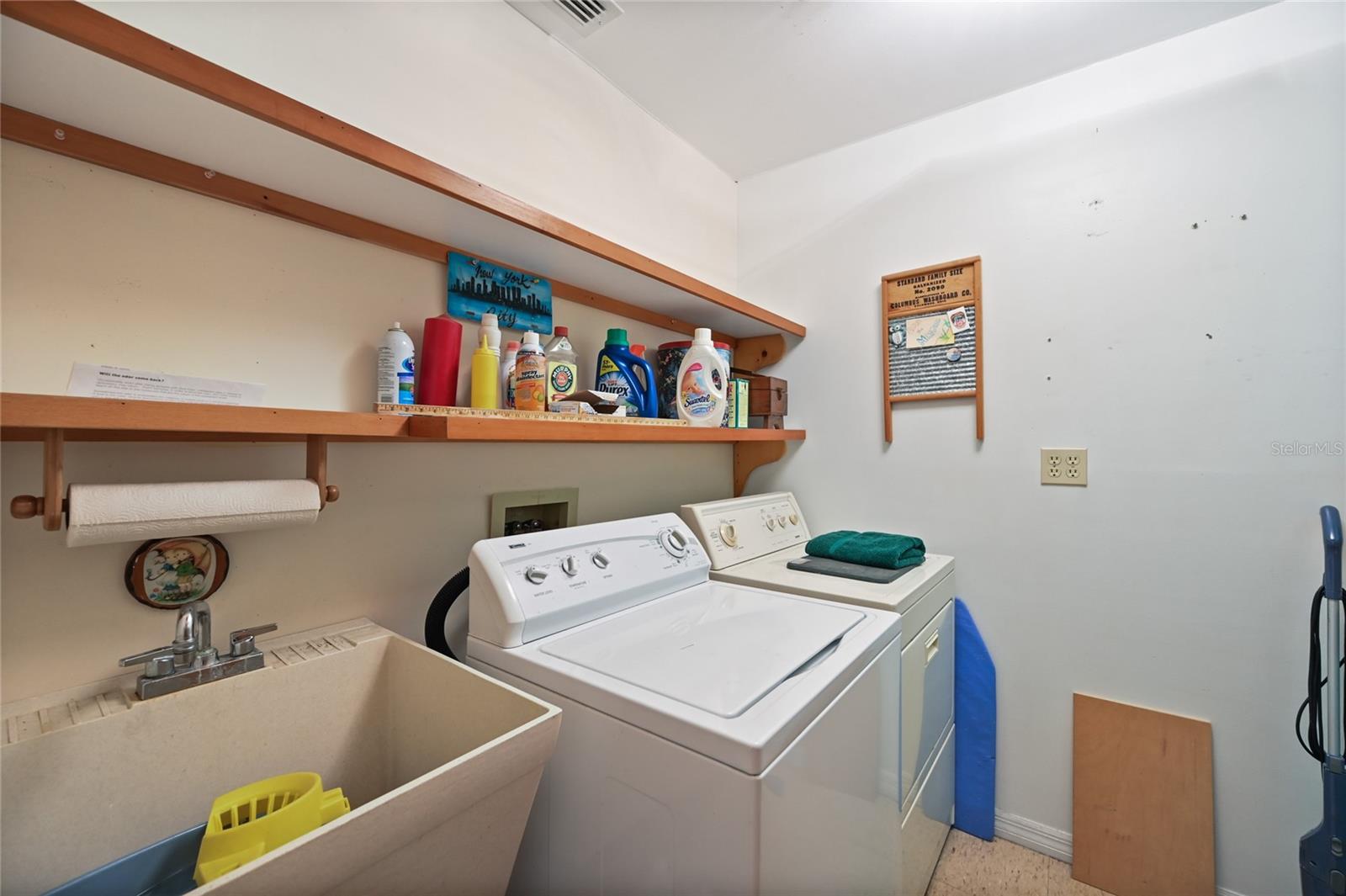 ISLES OF CAPRI UNIT 2 - Residential