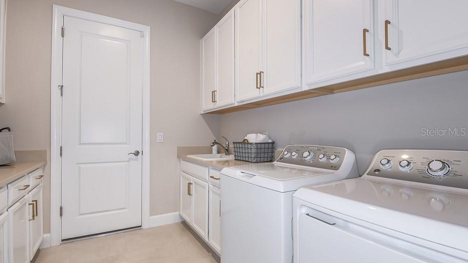 ESPLANADE AT ARTISAN LAKES - Residential