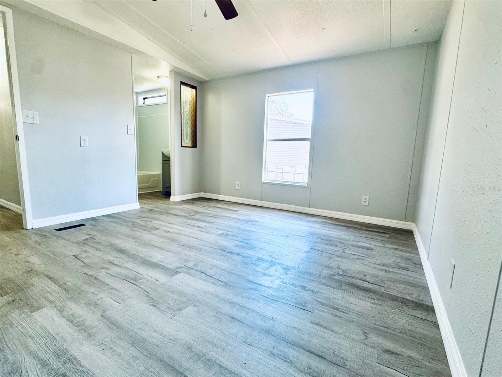 OAKRIDGE HEIGHTS - Residential