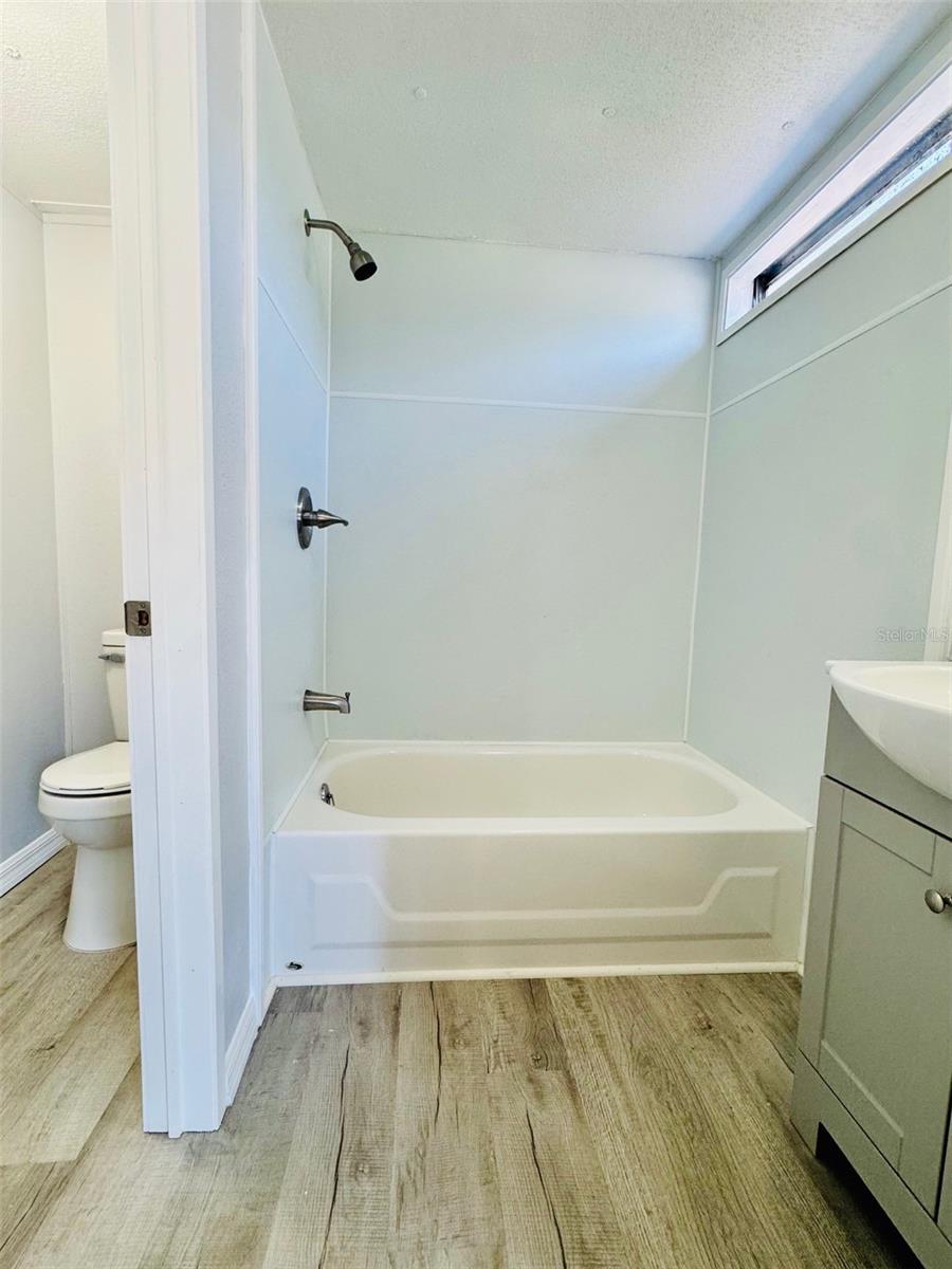 OAKRIDGE HEIGHTS - Residential