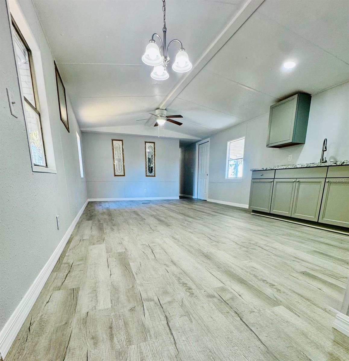 OAKRIDGE HEIGHTS - Residential