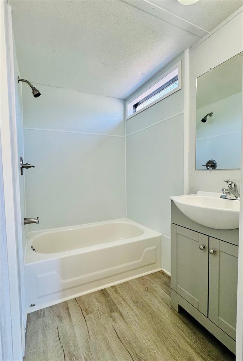 OAKRIDGE HEIGHTS - Residential