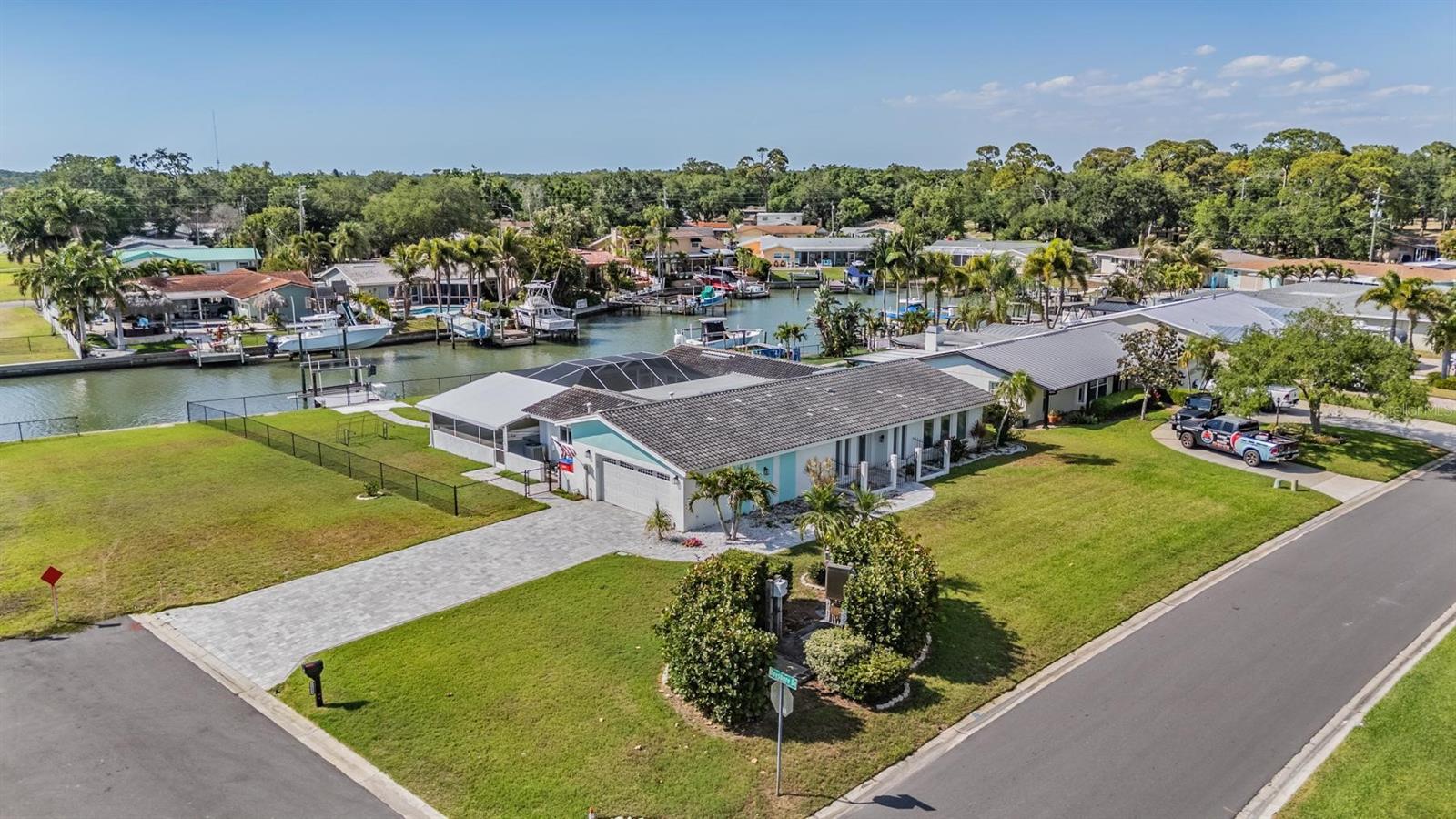OAKHURST SHORES 5TH ADD - Residential