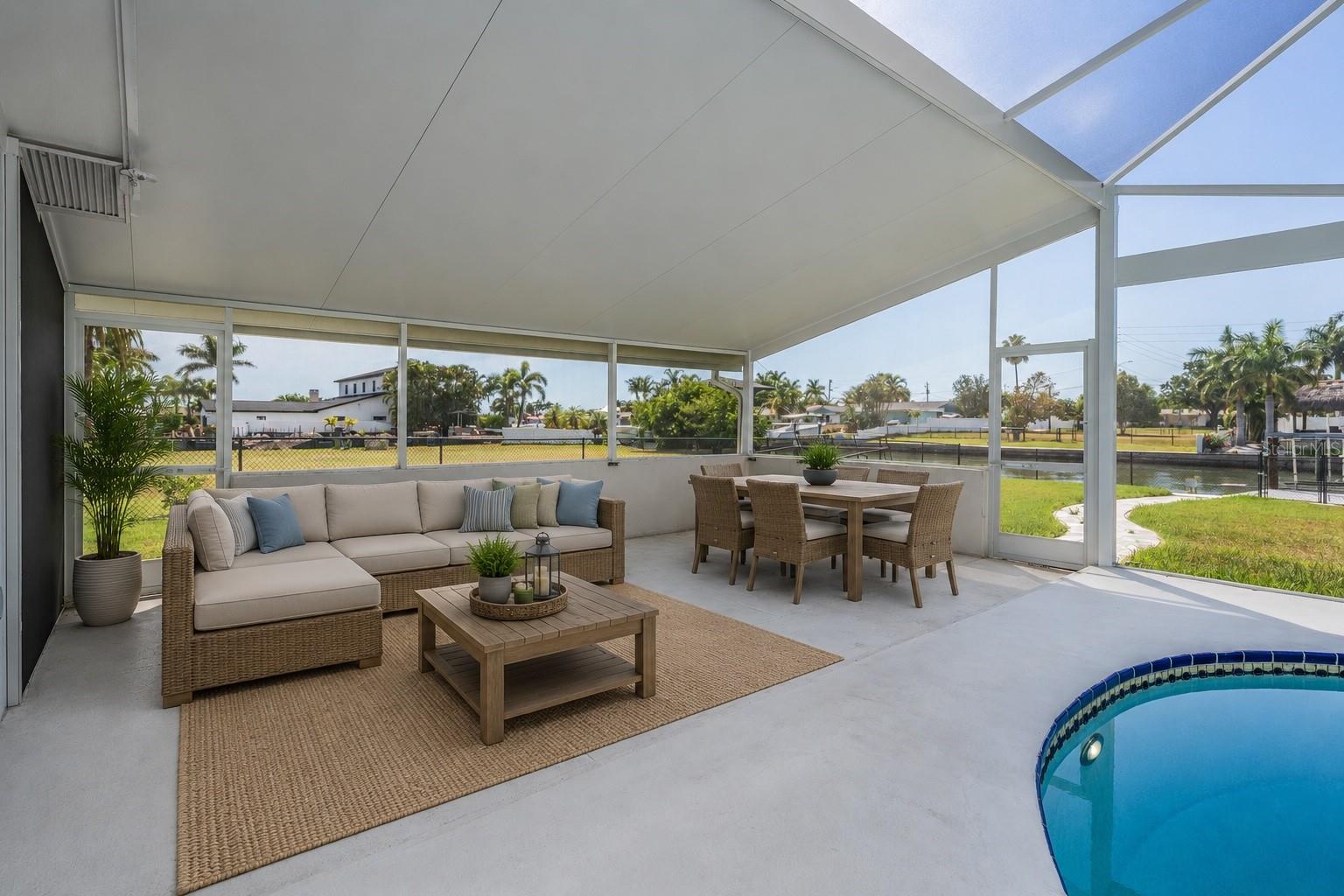 OAKHURST SHORES 5TH ADD - Residential