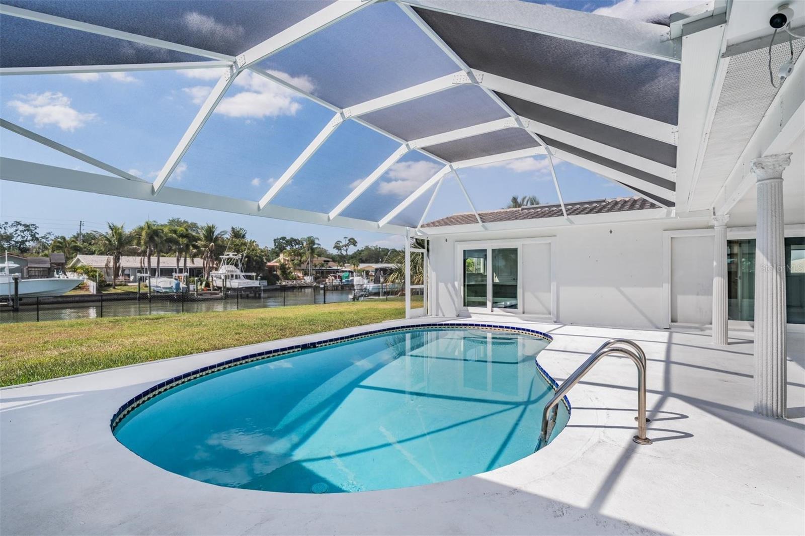 OAKHURST SHORES 5TH ADD - Residential