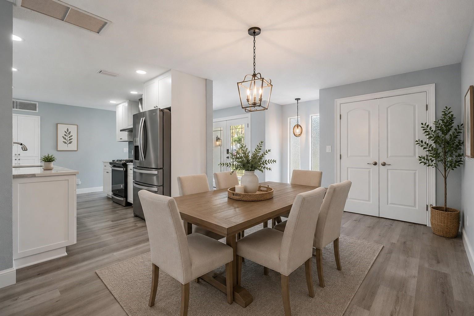 OAKHURST SHORES 5TH ADD - Residential