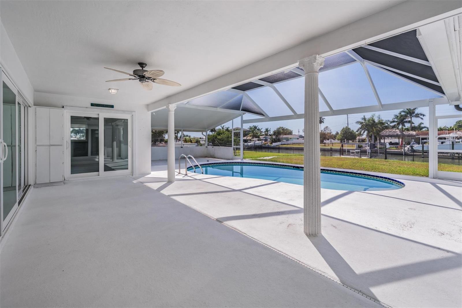 OAKHURST SHORES 5TH ADD - Residential