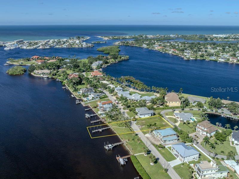 Photo of 312 Sunrise Drive, Nokomis, FL 34275 (MLS # N6146379)