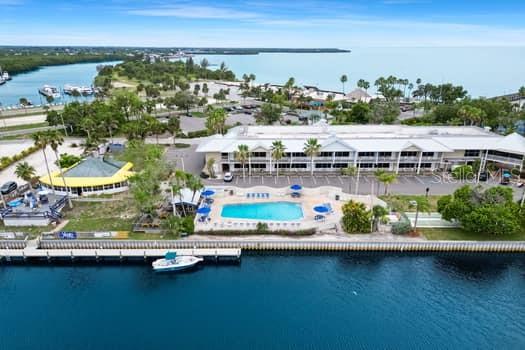 ISLAND RESORT AT MARINERS CLUB - Residential