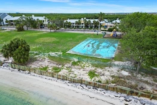 ISLAND RESORT AT MARINERS CLUB - Residential