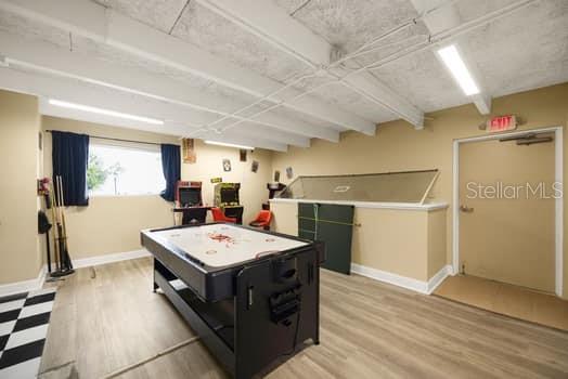 ISLAND RESORT AT MARINERS CLUB - Residential