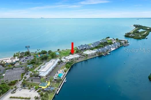 ISLAND RESORT AT MARINERS CLUB - Residential