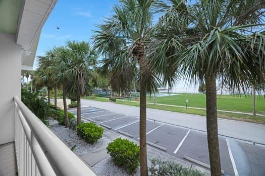 ISLAND RESORT AT MARINERS CLUB - Residential