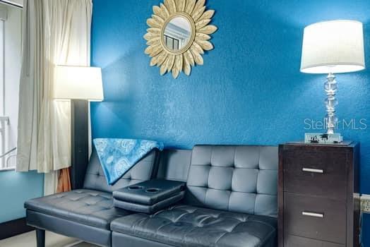 ISLAND RESORT AT MARINERS CLUB - Residential