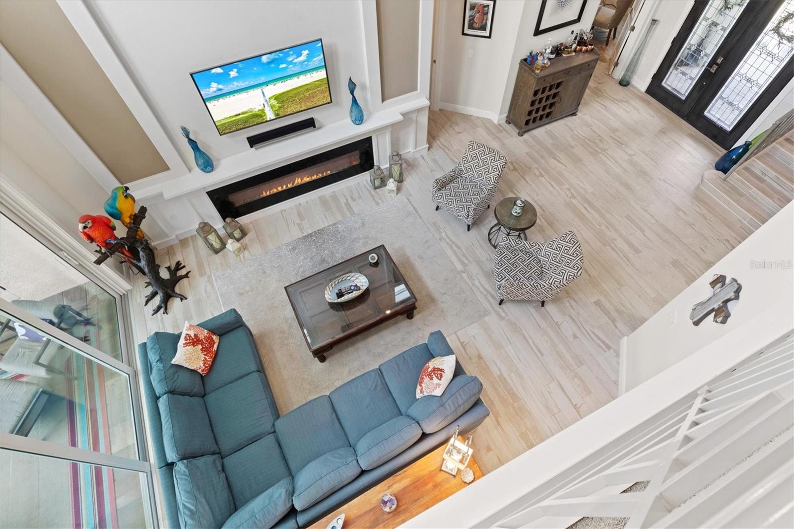 ROBERTS POINT 2 - Residential