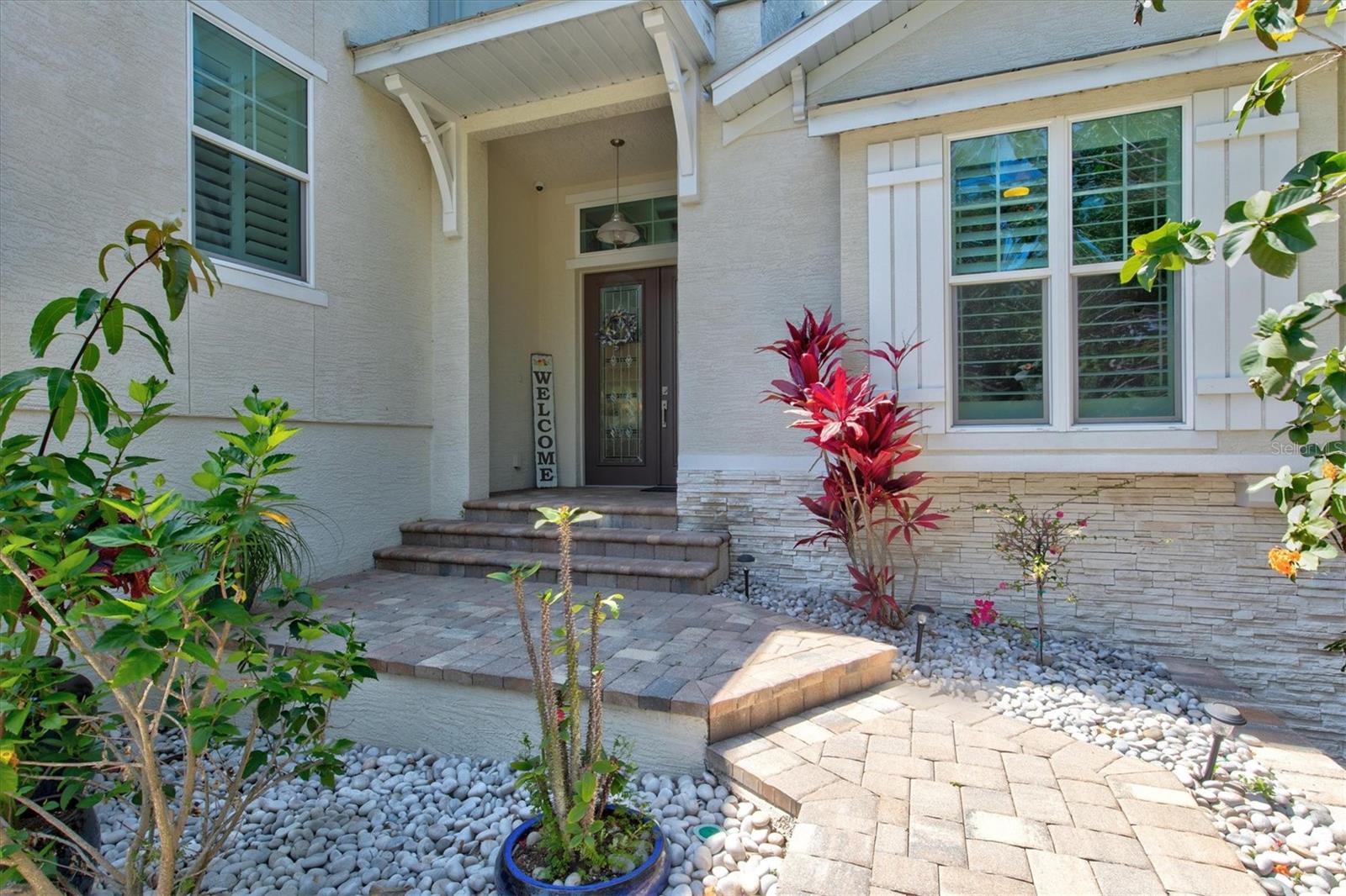 ROBERTS POINT 2 - Residential