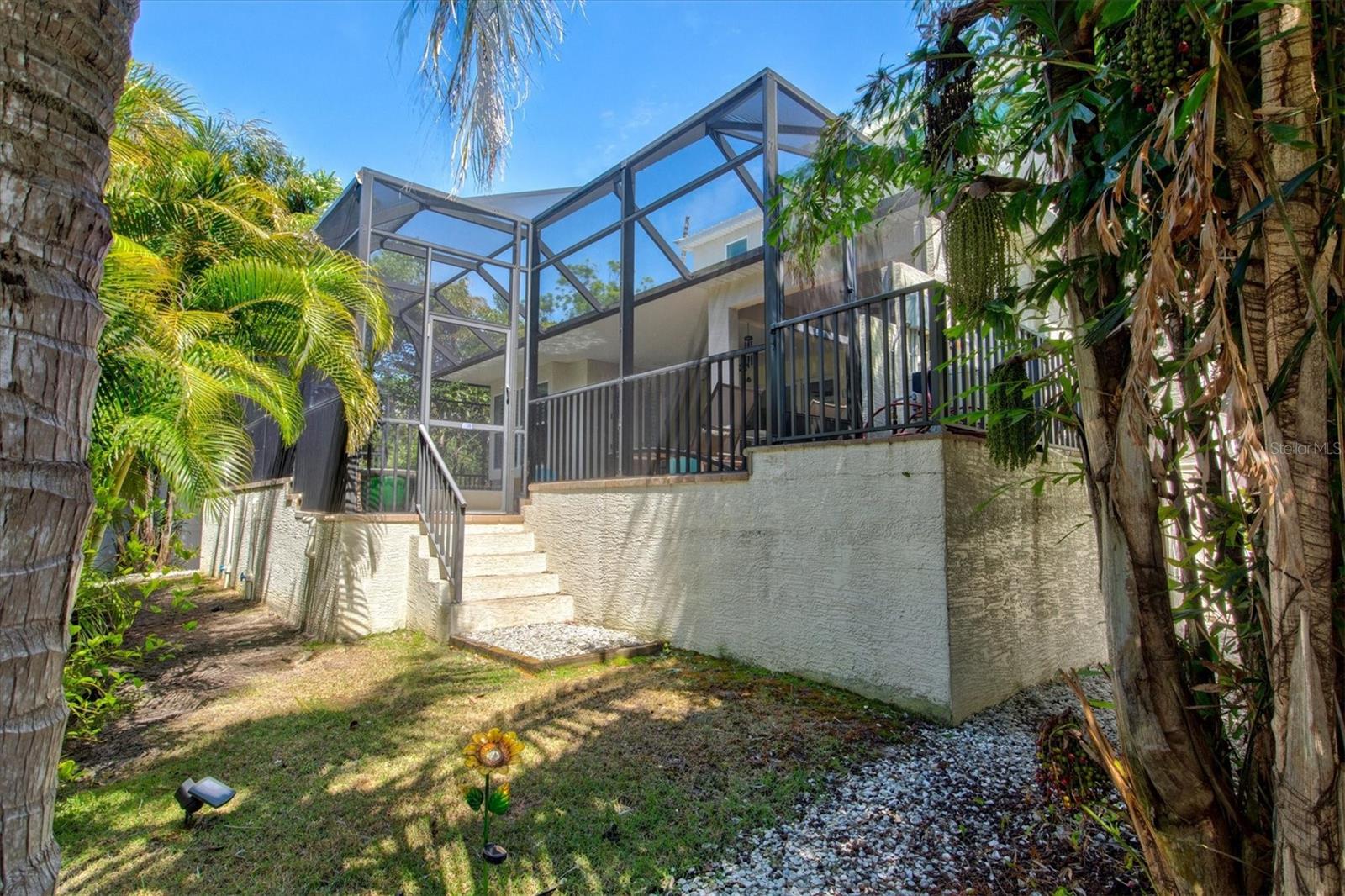 ROBERTS POINT 2 - Residential