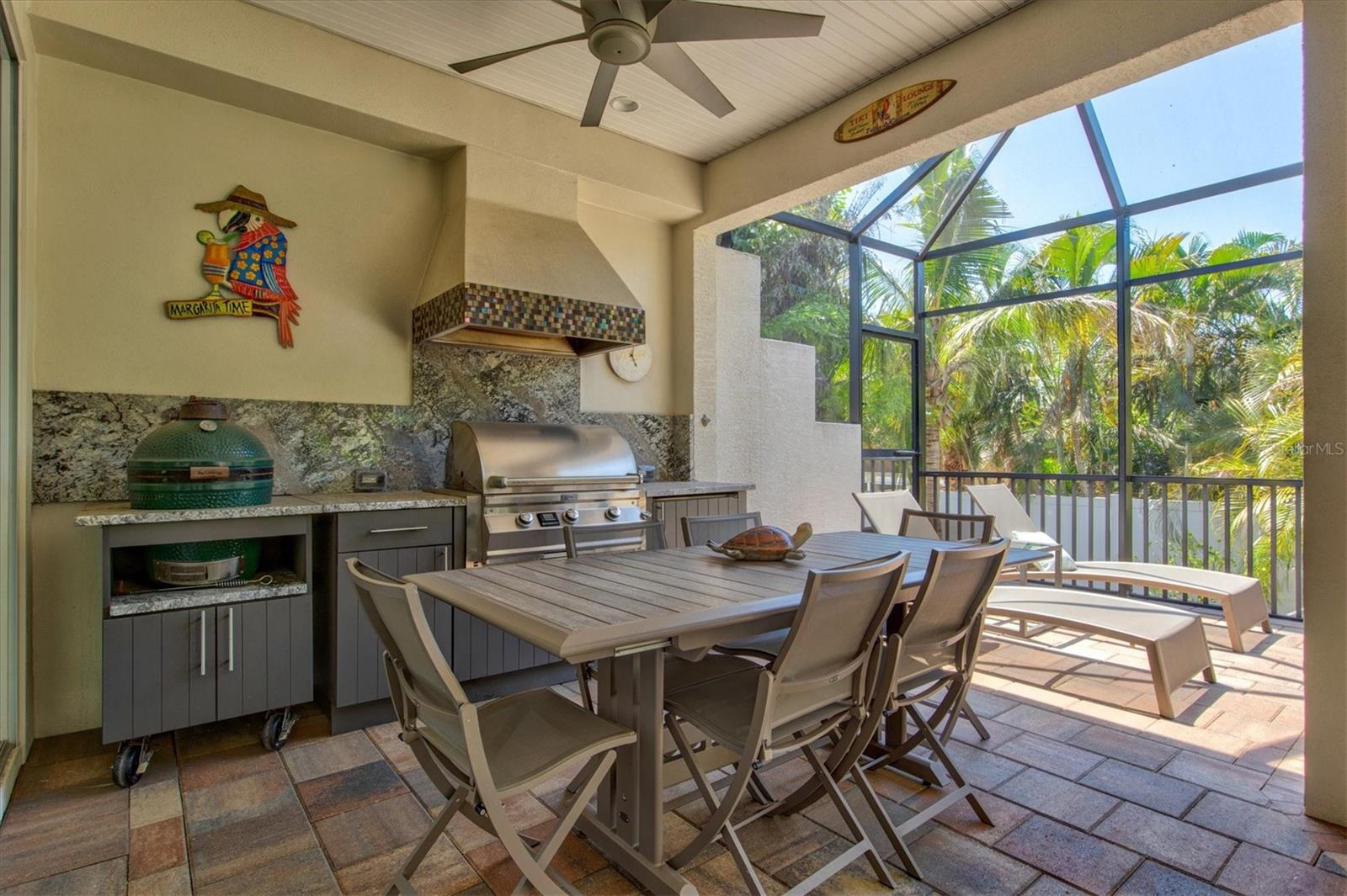 ROBERTS POINT 2 - Residential
