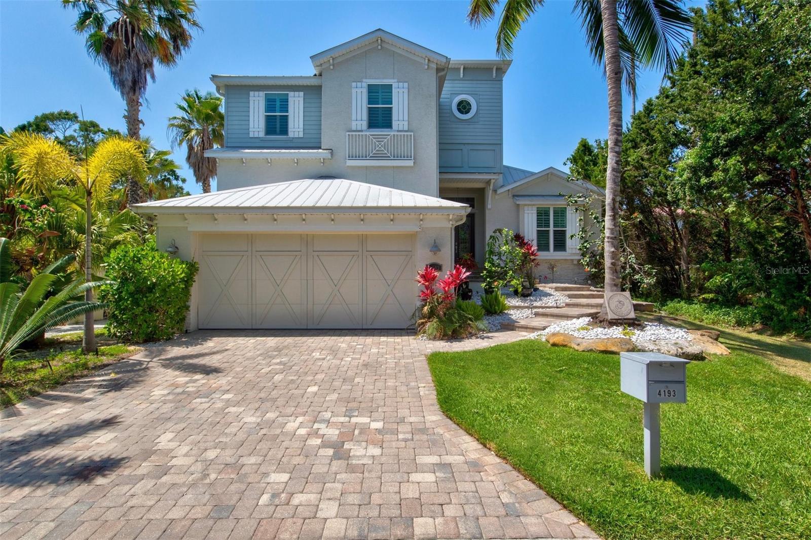 ROBERTS POINT 2 - Residential