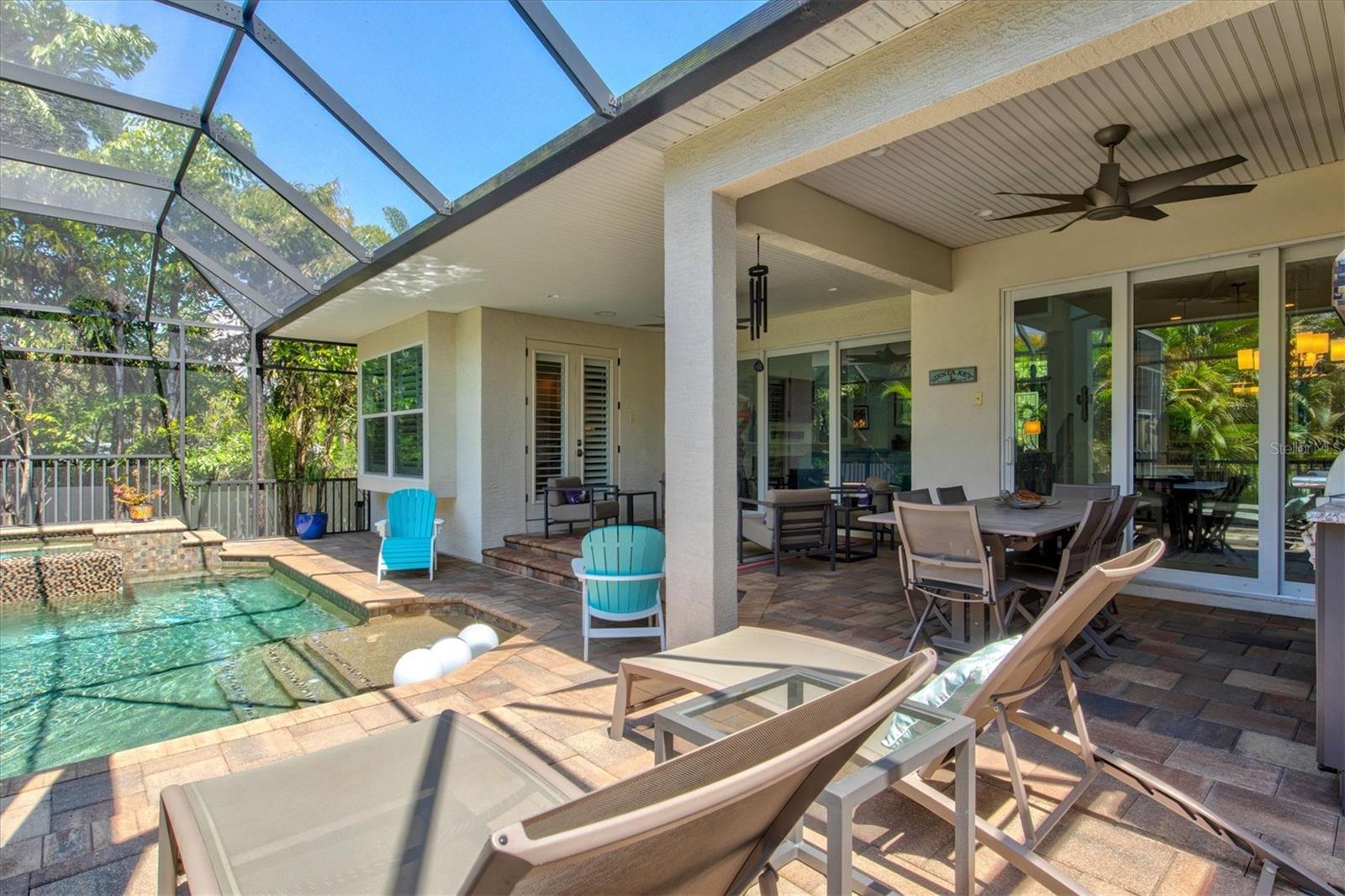 ROBERTS POINT 2 - Residential