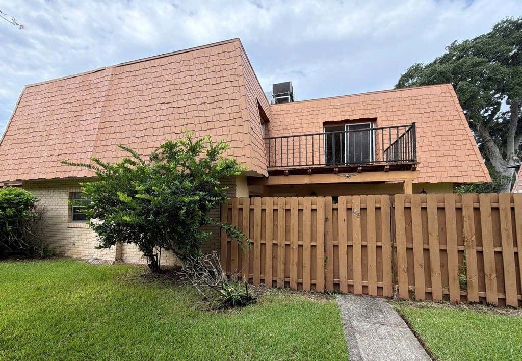 Photo of 188 Moonstone Court, Port Orange, FL 32129 (MLS # O6436569)