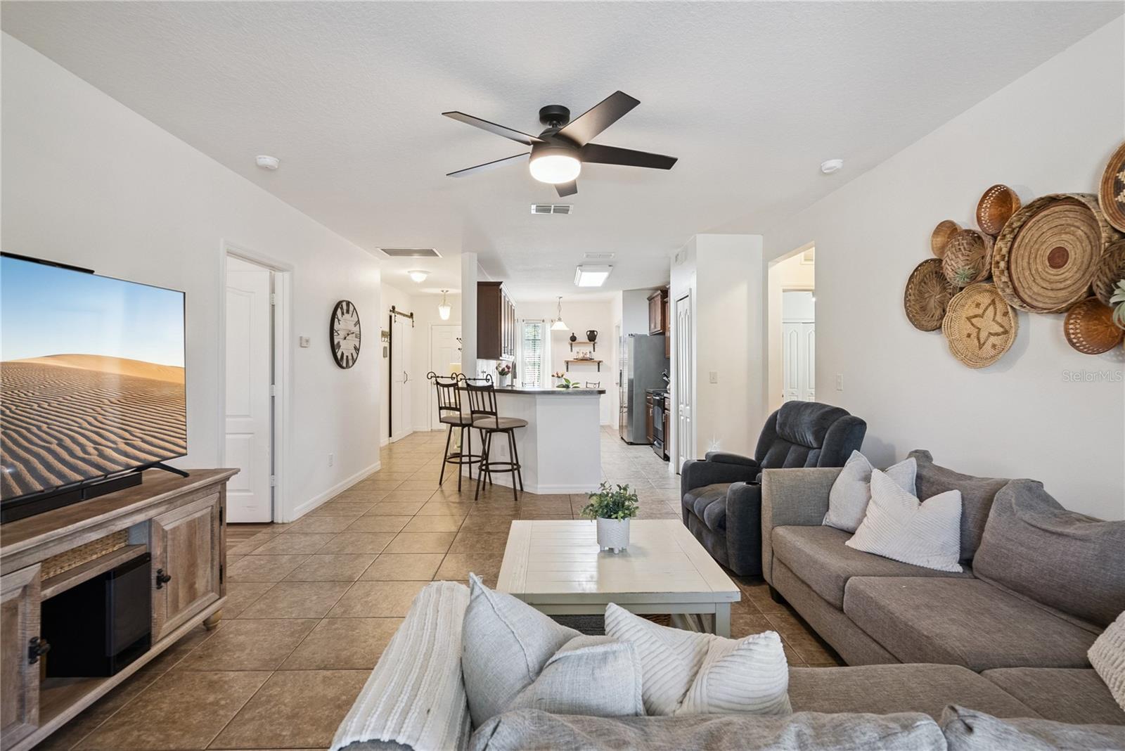 2440 VINEYARD CIRCLE