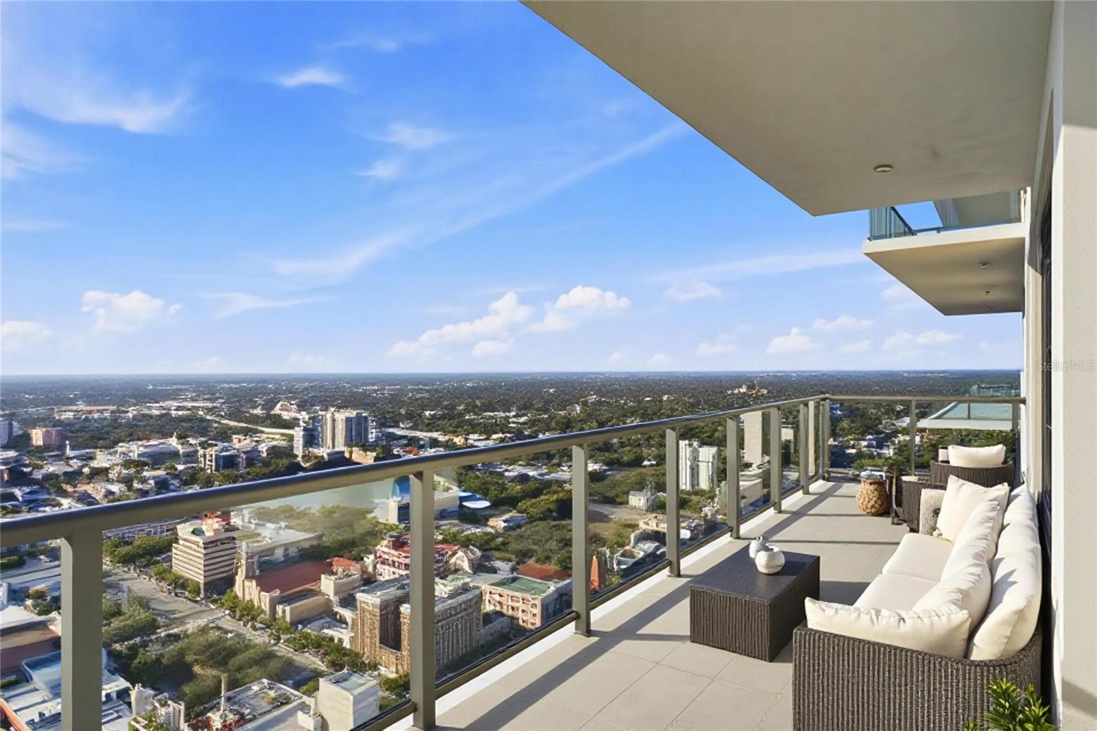 ART HOUSE CONDOMINIUM UNIT 3908 - Residential