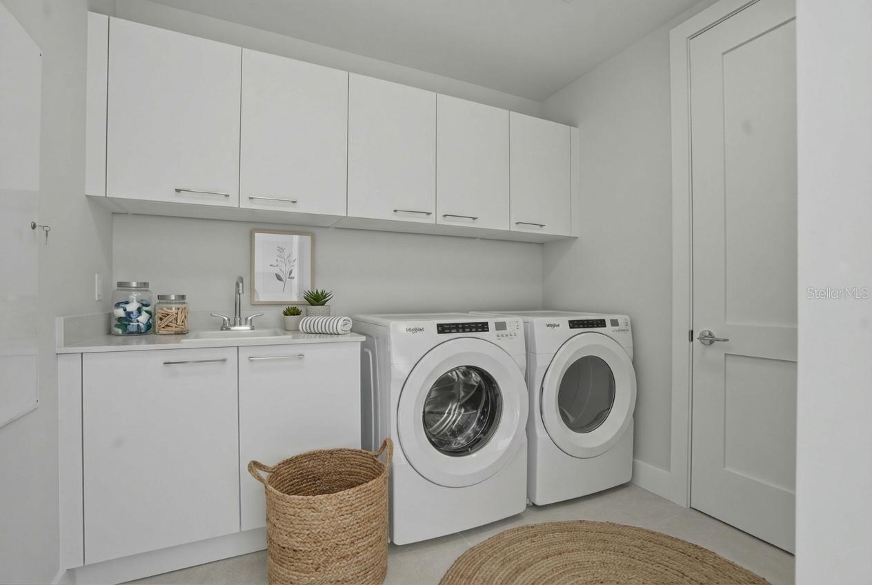 ART HOUSE CONDOMINIUM UNIT 3908 - Residential