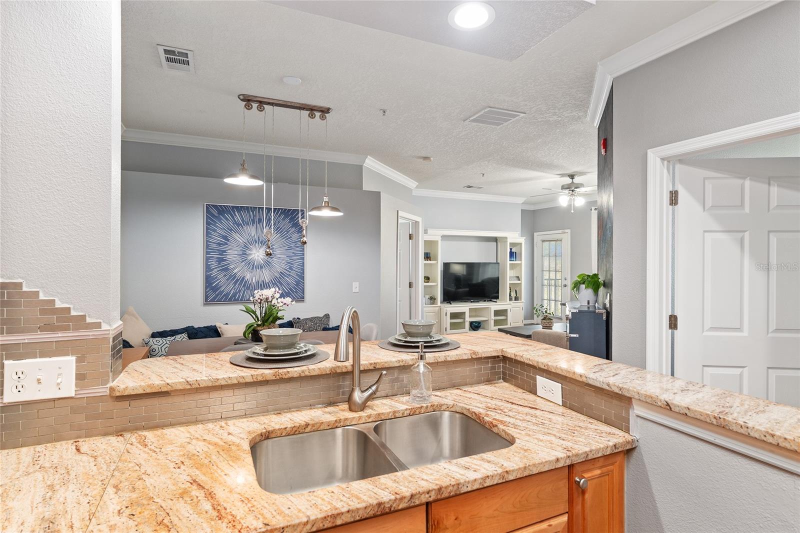 CAMPUS VIEW NORTH - Residential