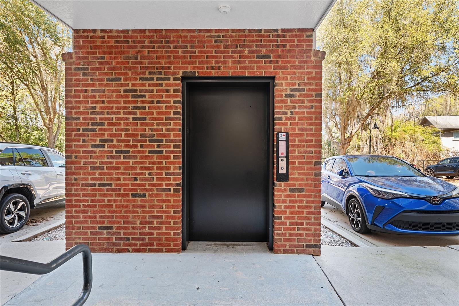 CAMPUS VIEW NORTH - Residential