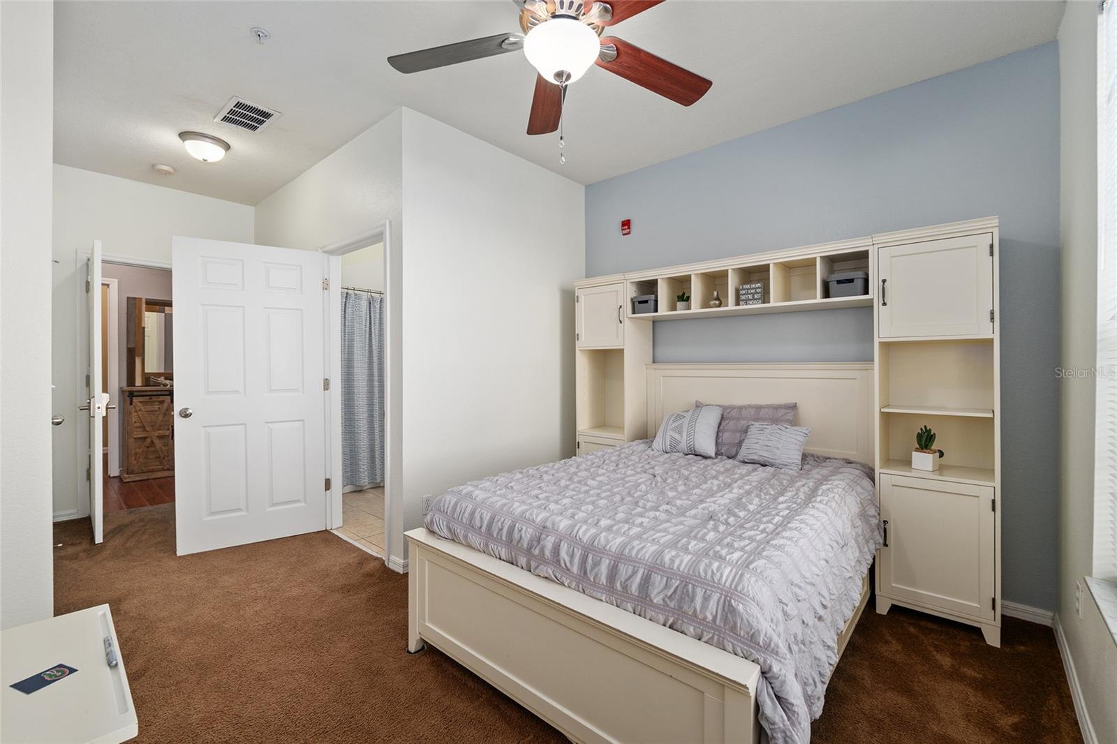 CAMPUS VIEW NORTH - Residential