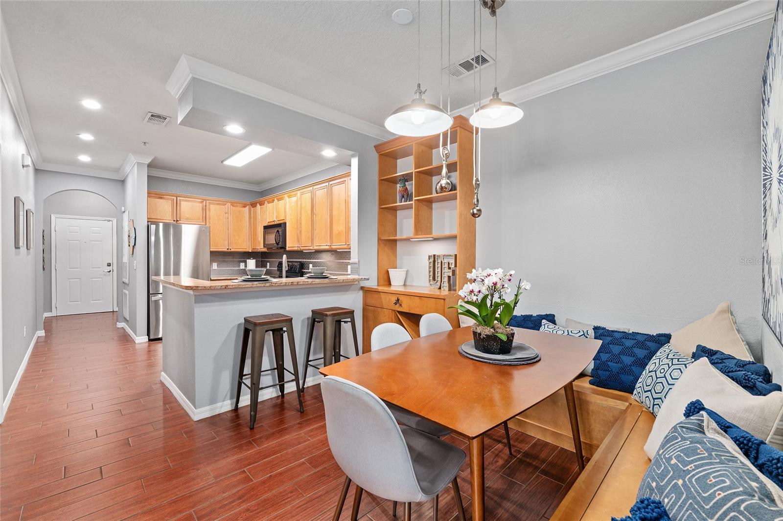 CAMPUS VIEW NORTH - Residential