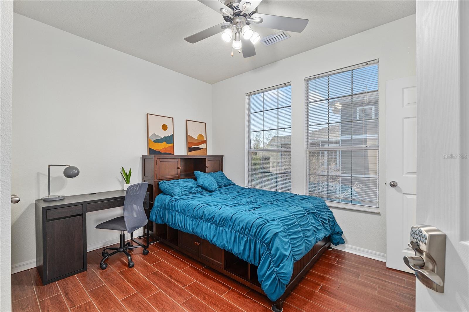 CAMPUS VIEW NORTH - Residential