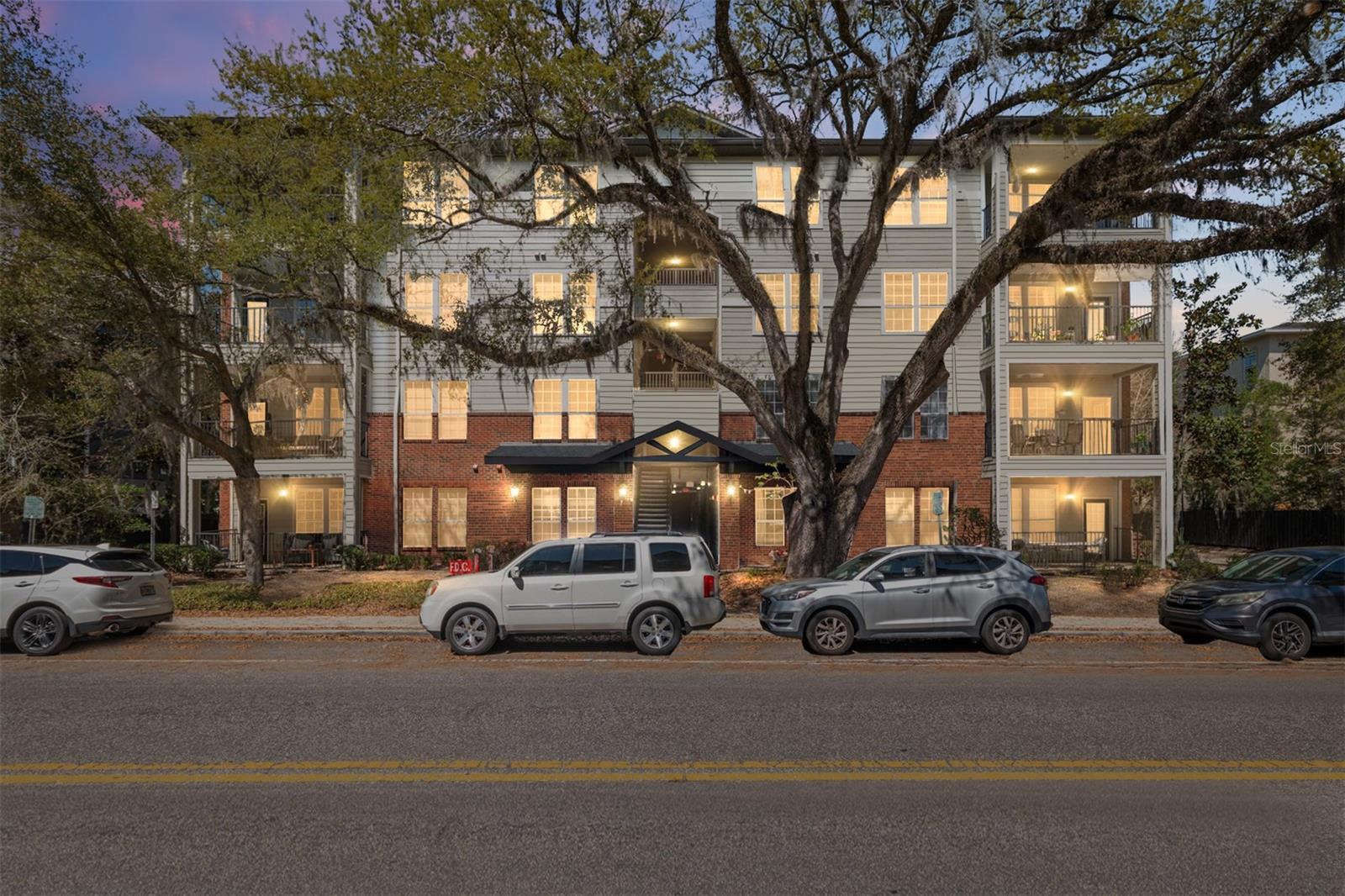 CAMPUS VIEW NORTH - Residential