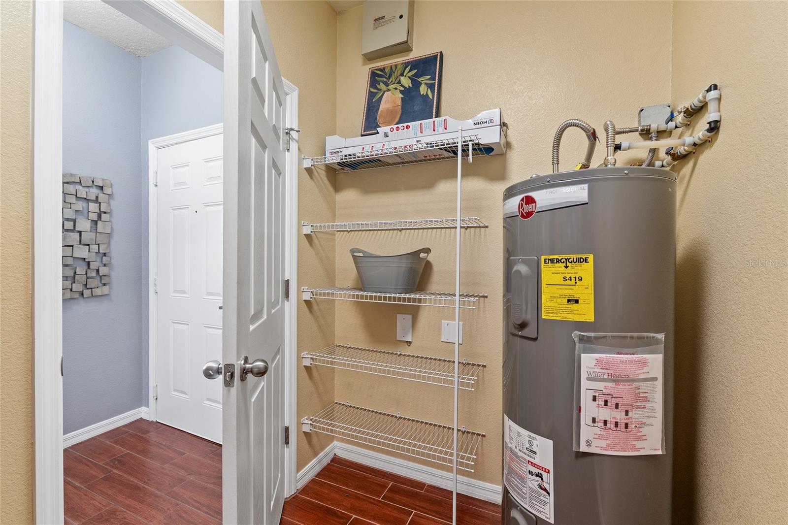 CAMPUS VIEW NORTH - Residential