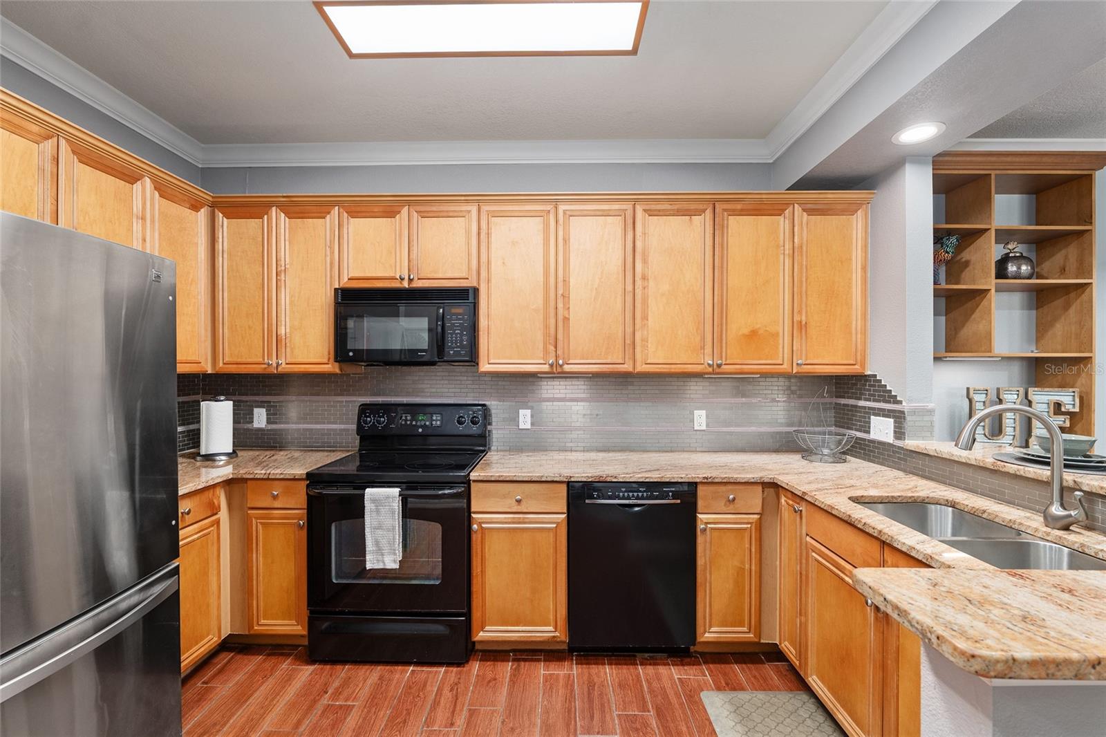 CAMPUS VIEW NORTH - Residential