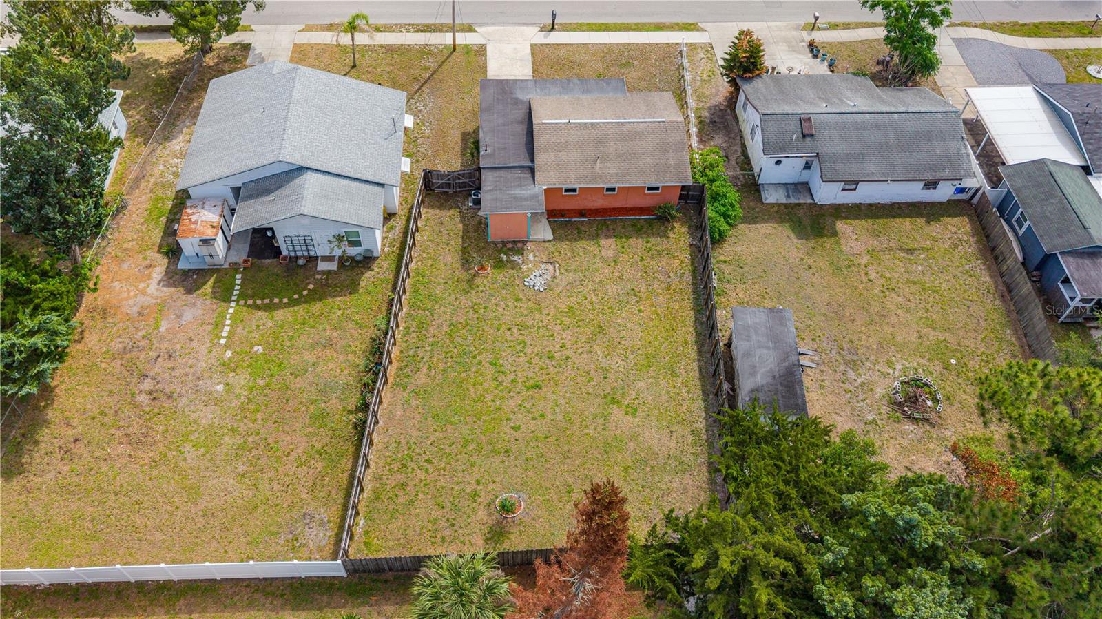 EDGEWATER ACRES - Residential