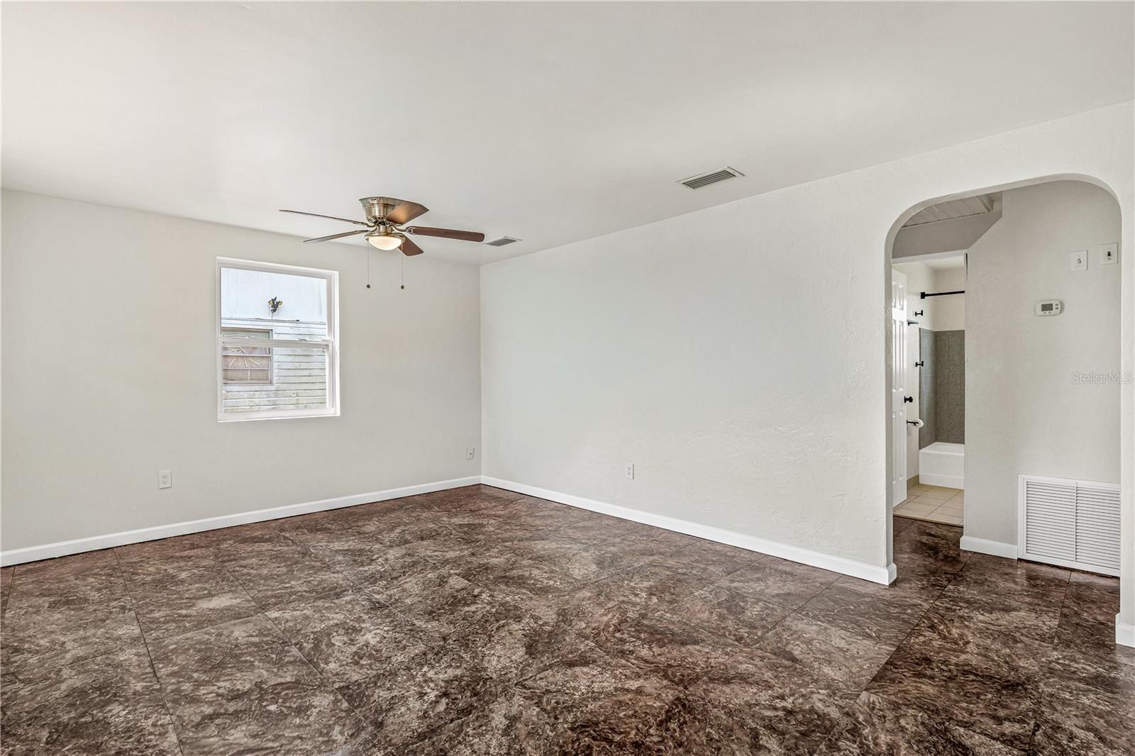 916 FLAGLER AVENUE