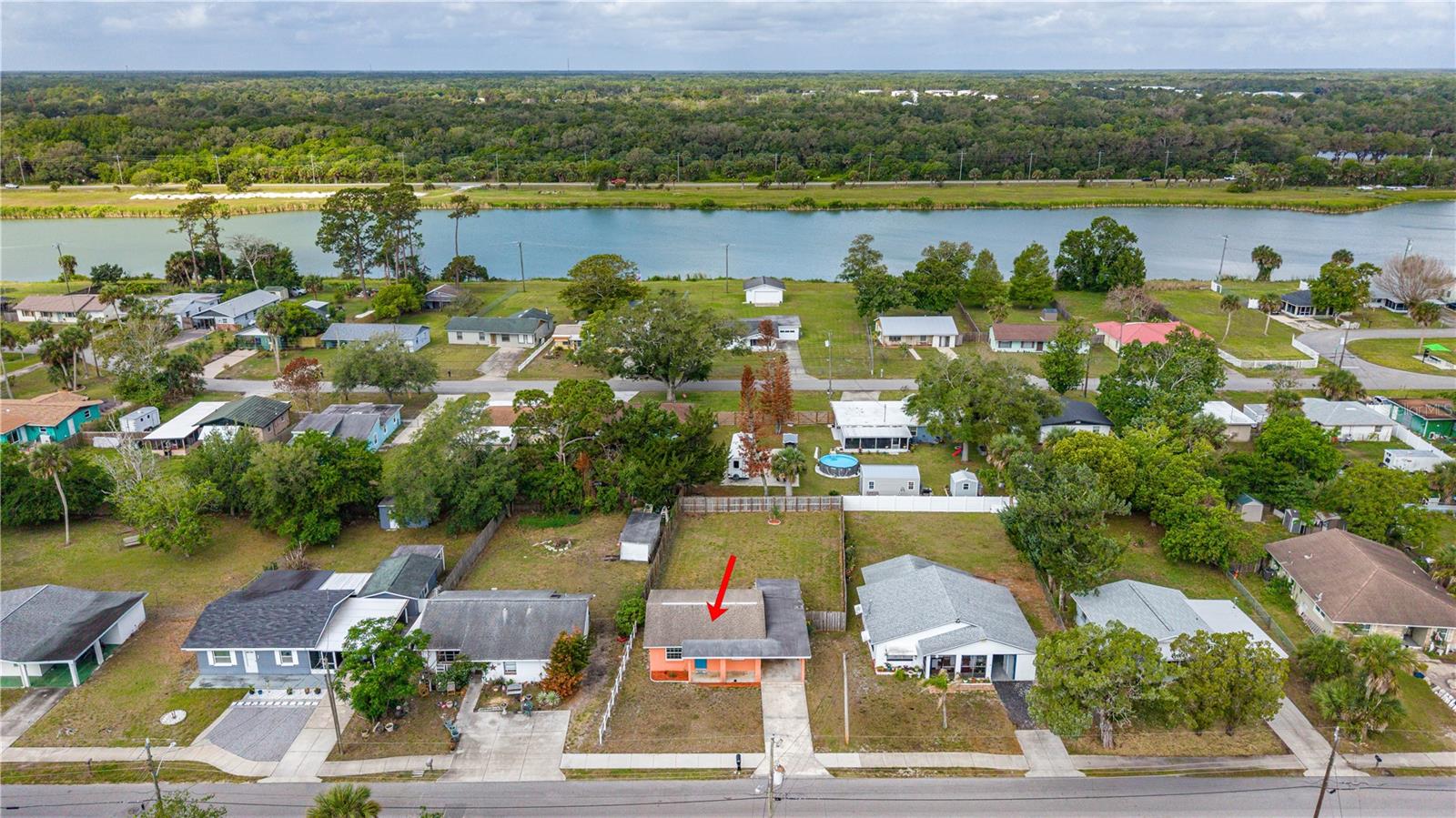 EDGEWATER ACRES - Residential
