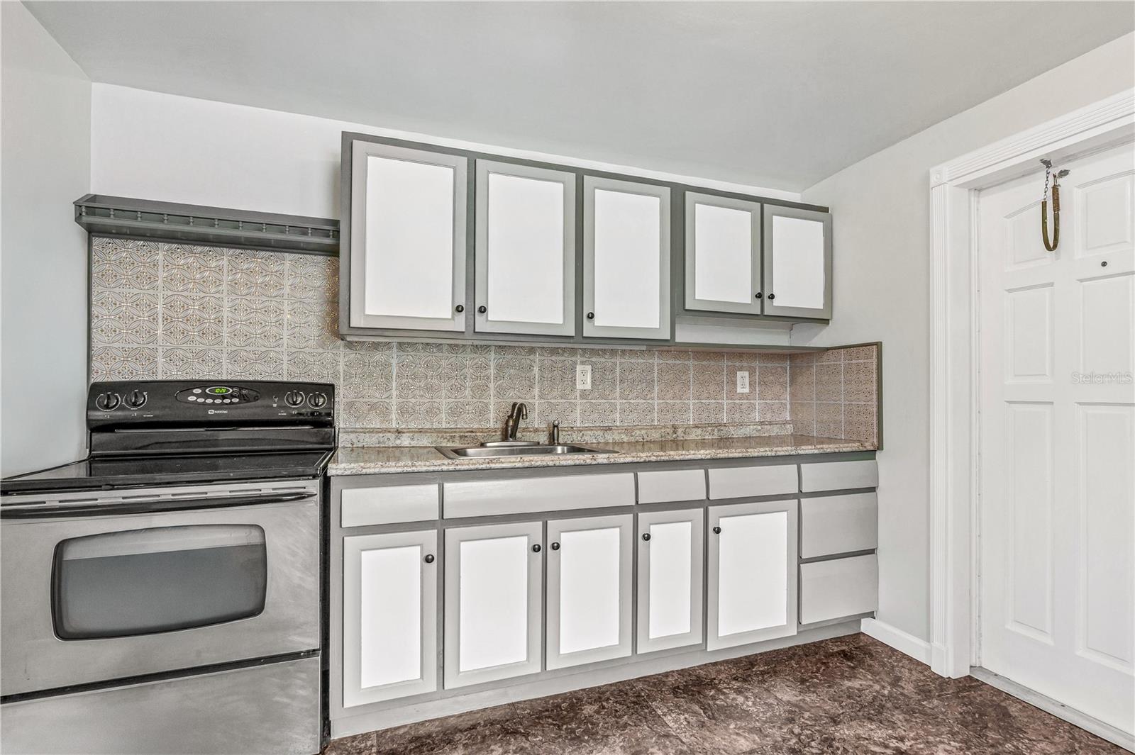 EDGEWATER ACRES - Residential