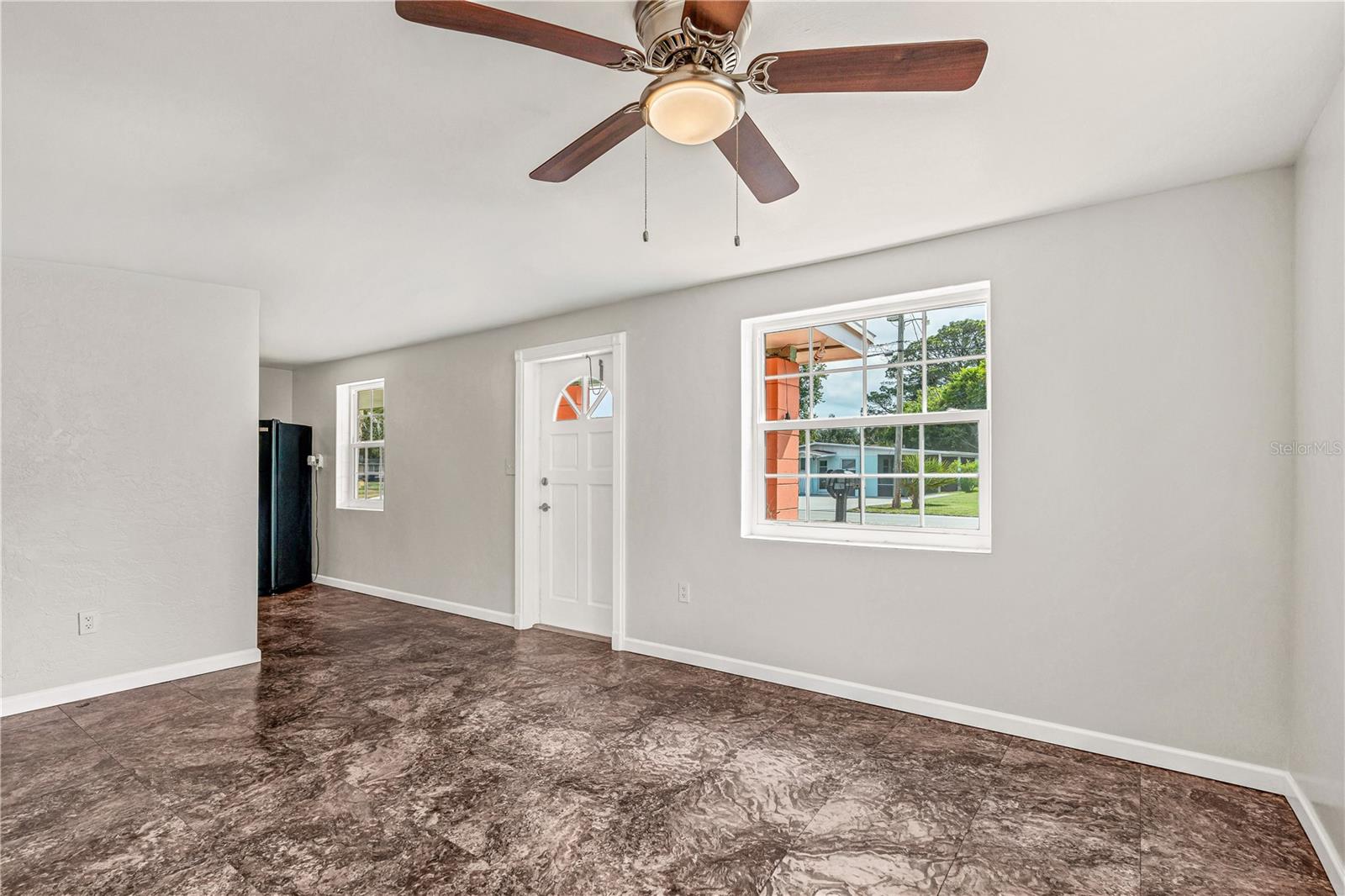 EDGEWATER ACRES - Residential