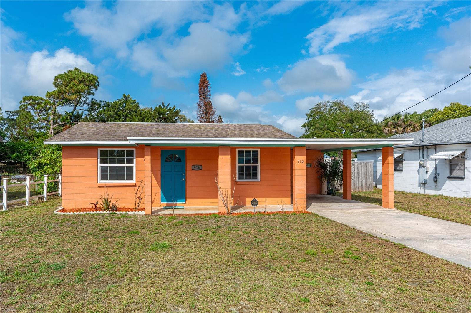 EDGEWATER ACRES - Residential