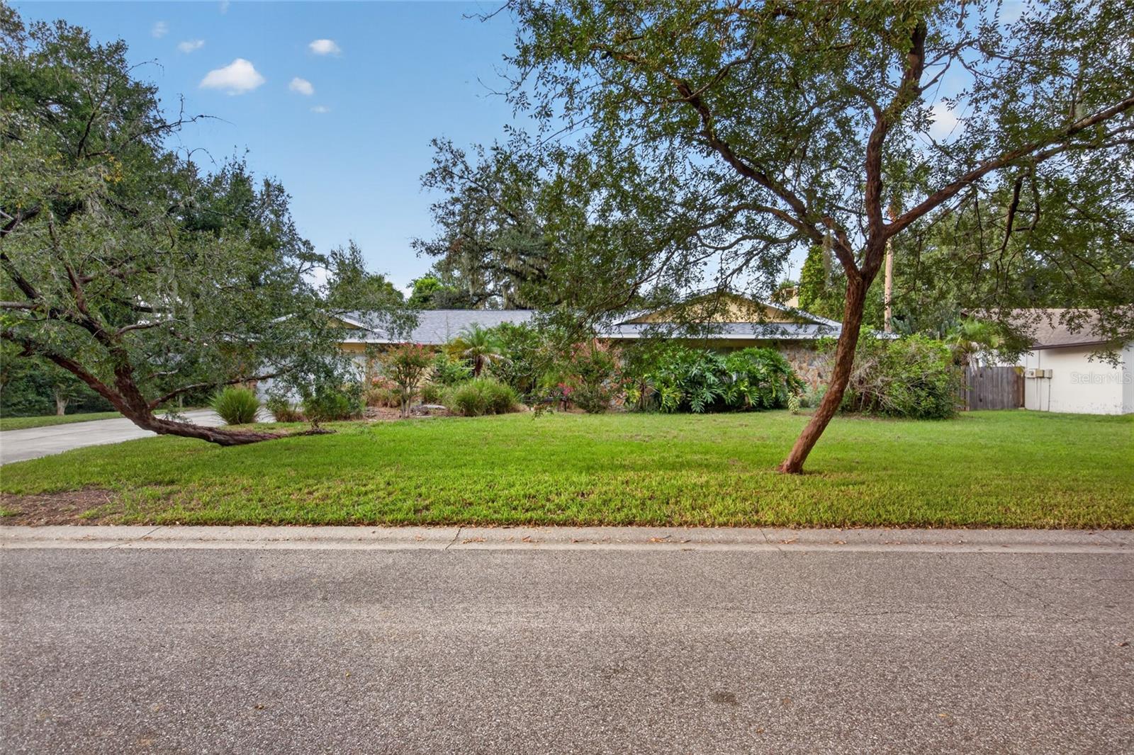 531 GARRARD DRIVE