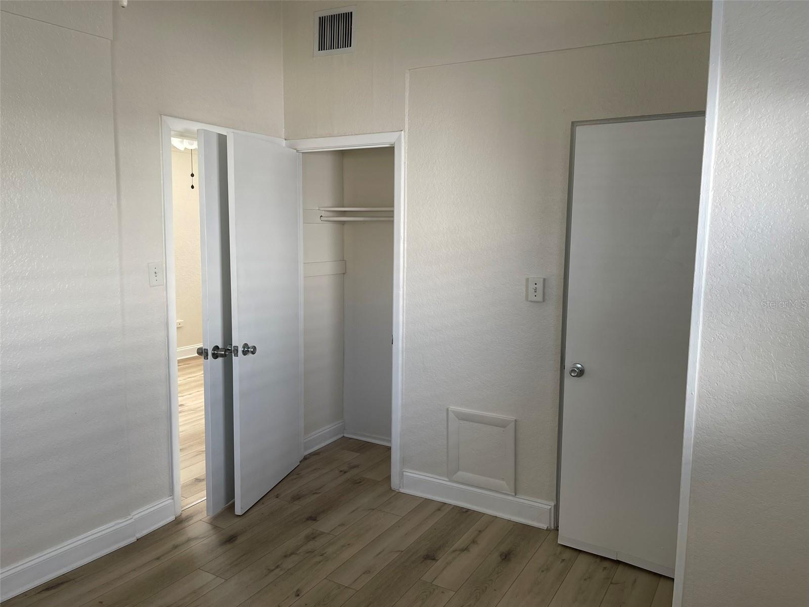 FAIRVILLA PARK - Residential Lease