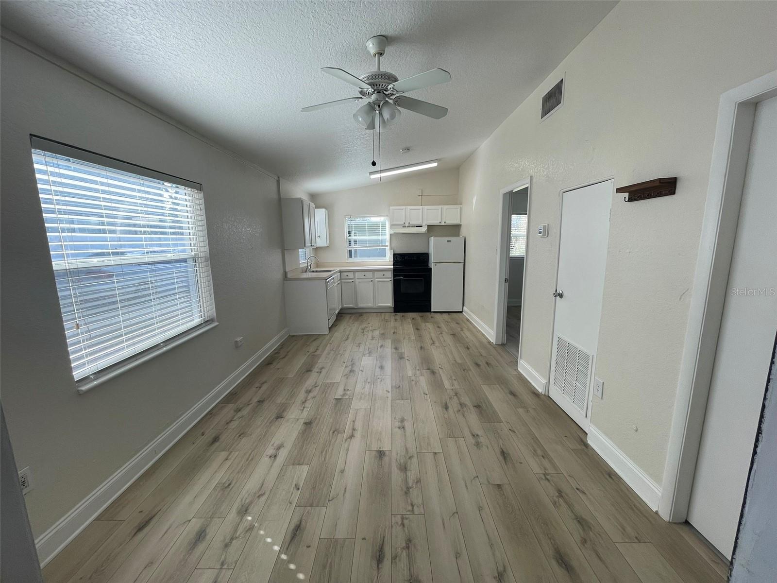 FAIRVILLA PARK - Residential Lease