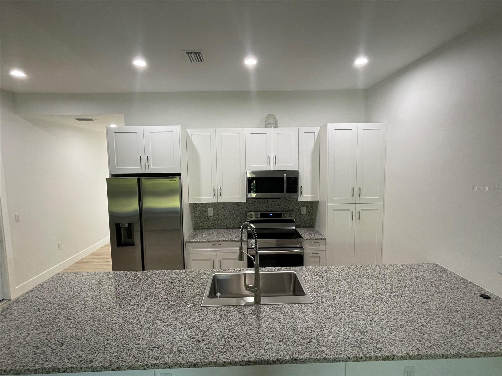 PORT CHARLOTTE SEC 085 - Residential Lease