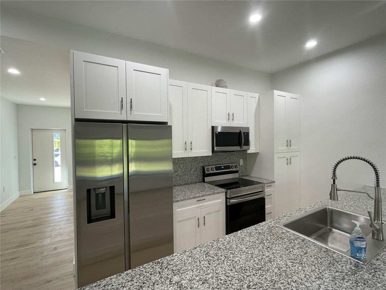 PORT CHARLOTTE SEC 085 - Residential Lease